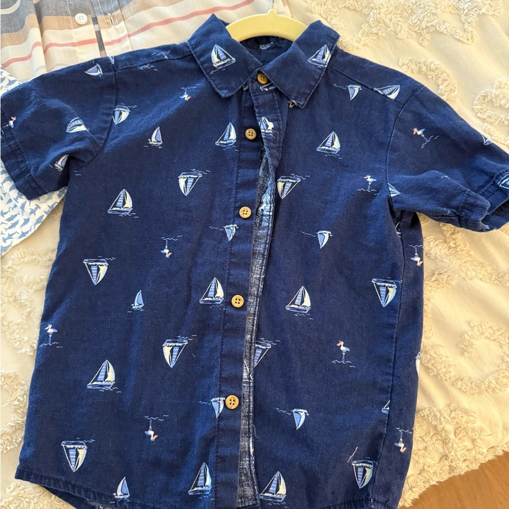 Toddler Button down bundle - Picture 4 of 11